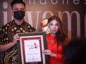 Berkembang di Tengah Pandemi, Dokter Estetika dari Gresik Raih Award Trend 2021