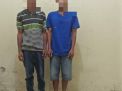 Asyik 'Nyodok' Dua Pria ini Digerebek Polisi
