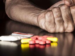 Oknum Polisi Pesta Sabu Bersama 2 Wanita di Mojokerto Jadi Tersangka