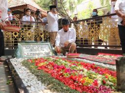 Makna Hari Santri Bagi Ahmad Dhani hingga Rilis Lagu Berjudul Juliet