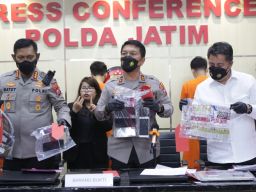 3 Debt Collector Jadi Tersangka Sindikat Pinjol Ilegal di Surabaya