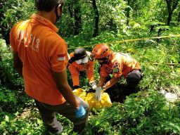 Bayi yang Ditemukan di Jurang Pacet Mojokerto Berjenis Kelamin Perempuan