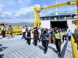 Dermaga Movable Bridge Pelabuhan Ketapang Banyuwangi Diresmikan