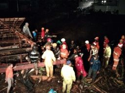 Banjir Bandang di Kota Batu, 1 Orang Diselamatkan, 2 Lainnya Masih Tertimbun