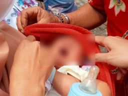 Bayi Perempuan Ditemukan di Depan Rumah Warga Sidoarjo