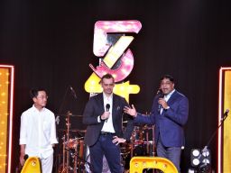 Rayakan Hari Jadi ke-54, Indosat Ooredoo Kampanye 'Bi54 Bangkit Bersama'