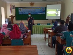 Pelaku UMKM di Madiun Dapat Sosialisasi Ciri-ciri Rokok Ilegal