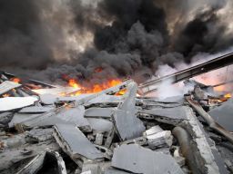 Pabrik Palet Plastik di Sidoarjo Terbakar, Karyawan Berlarian Selamatkan Diri