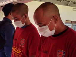 Pilihan Pembaca: 2 Pelajar Digerebek Warga Saat Mesum hingga Pelaku Penusukan