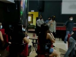 Kagetnya Para Cewek Pemandu Lagu di Pacitan saat Polisi Datang, Ternyata...