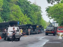 Polisi Siapkan Pengamanan Aksi Demo Buruh di Balai Kota Surabaya