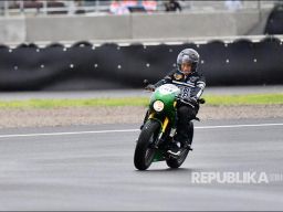 Saat Presiden Jokowi Jajal Sirkuit Mandalika