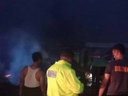 Tersambar Petir, Rumah Produksi Mebel di Ponorogo Terbakar