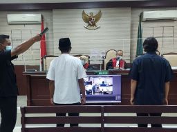 Bupati Nganjuk Nonaktif Disebut Bersama Kajari saat Ditangkap