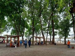 Wisata Pantai Kenjeran Surabaya Kembali Dibuka, Pengunjung Dilarang Bawa Tikar