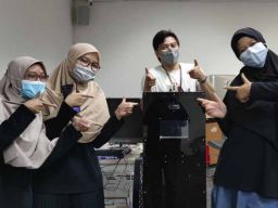 Hebat, Tim dari ITS Buat Bank Daur Ulang Pakaian