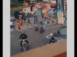 Viral Video Warga Hadang Pemotor Knalpot Brong di Sarangan Magetan