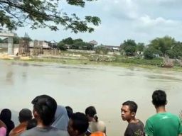 Pilihan Pembaca: Perahu Penyeberangan Terbalik hingga Perampas Motor Ditembak