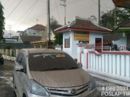 Delapan Kecamatan di Kabupaten Malang Terdampak Abu Vulkanik Erupsi Semeru