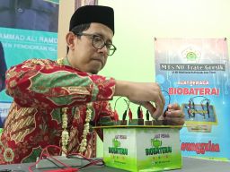 Alat Peraga Biobaterai Karya Seorang Guru di Gresik Juara 1 Nasional