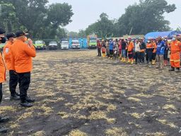 Pilihan Pembaca: Pencarian Korban Erupsi Semeru Dihentikan hingga Gadaikan Motor