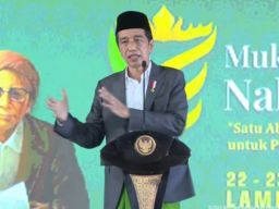 Vaksinasi Capai 263 Juta, Jokowi: Waspada Varian Omicron