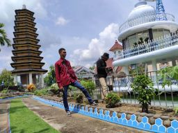 Keunikan Rumah KH Ali Mursyid dengan Lima Tempat Ibadah di Madiun