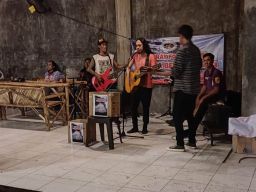 Cara Pecinta Alam di Surabaya Galang Donasi untuk Korban Erupsi Gunung Semeru