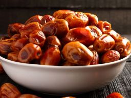 Kaya Manfaat, Jangan Konsumsi Kurma saat Ramadan Saja