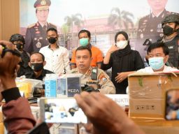 Pencuri Puluhan Handphone di Gudang JNT Madiun Dibekuk