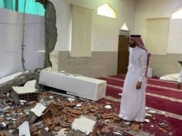 Truk Tabrak Masjid di Jeddah, 5 Orang Terluka
