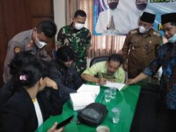 Aksi Warga di Lumbang Pasuruan Usir Keluarga Minoritas Berakhir Damai