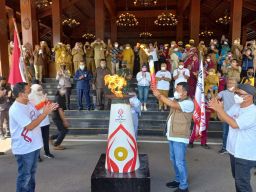 Momen Kirab Obor Pesonas 2022 Tiba di Ponorogo