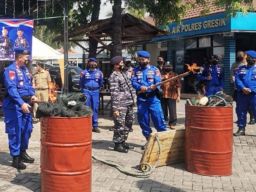 Jaring Trawl Hasil Ungkap Satpolairud Gresik Sepanjang Tahun 2021 Dimusnahkan