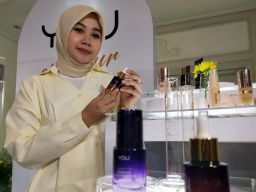 Produk Kecantikan Lokal Indonesia Gelar Empty Bottles Campaign di Surabaya