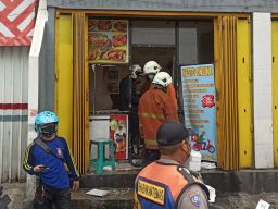 Dapur Resto Online di Surabaya Terbakar, 3 Orang Terluka