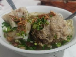 10 Rekomendasi Bakso di Sidoarjo yang Bakal Bikin Ketagihan