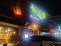 Pertunjukan Striptis dalam Kafe di Banyuwangi Digerebek, 2 Orang Jadi Tersangka