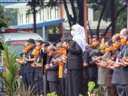 Jatim Dilanda Cuaca Ekstrem, Khofifah Minta BPBD Perkuat Mitigasi Bencana
