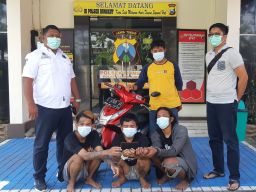 Polisi Ringkus Komplotan Begal Bermodus Tabrak Korban di Surabaya