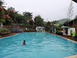 Butuh Healing? Yuk, Nikmati Keindahan Wisata Alam Lembah Mbencirang Mojokerto