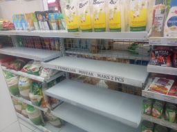 Minyak Goreng di Pasuruan Langka karena Diserbu Emak-emak