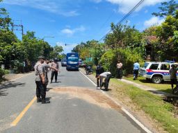 Pilihan Pembaca: Pelajar di Pacitan Tertabrak Truk hingga Anak Celurit Bapak