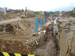 Pelebaran Sungai Sambong Usai Banjir Bandang Kota Batu Terus Dilakukan