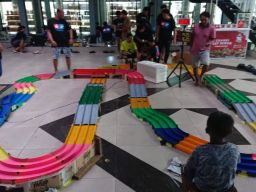 Komunitas Gresik Tamiya Gelar Event Side Damper Class