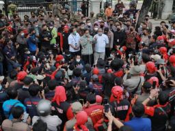 Pro Kontra Kenaikan UMP DKI Jakarta 2022