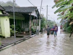 Sungai Kali Lamong Kembali Meluap, 8 Desa di Gresik Terendam Banjir
