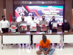 Begal yang Lukai dan Buang Sopir Taxi Online di Gresik Ditembak