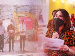 Pastikan Pekerja Industri Terima Booster, Jokowi Tinjau Vaksinasi secara Hybrid