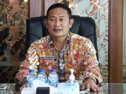 Bupati Lamongan Janji Senin Lusa Pupuk Bisa Didapatkan di Kios